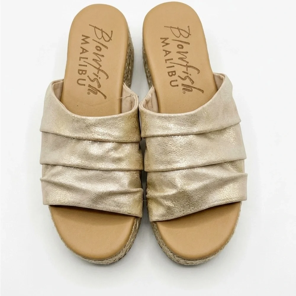 Blowfish Malibu Gold Marshlo Metallic Rope Platform Wedge Sandals Size 9